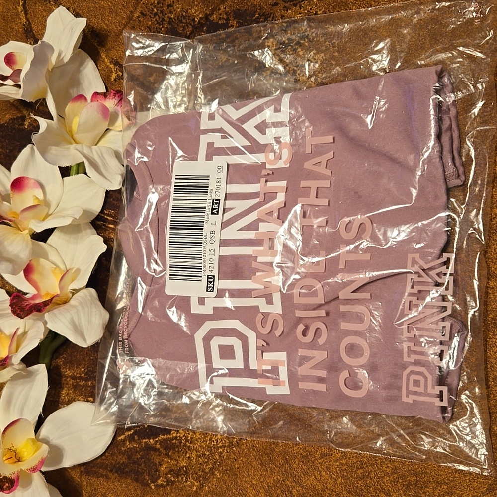 PINK Victoria's Secret Lavender Sports Bra NWOT